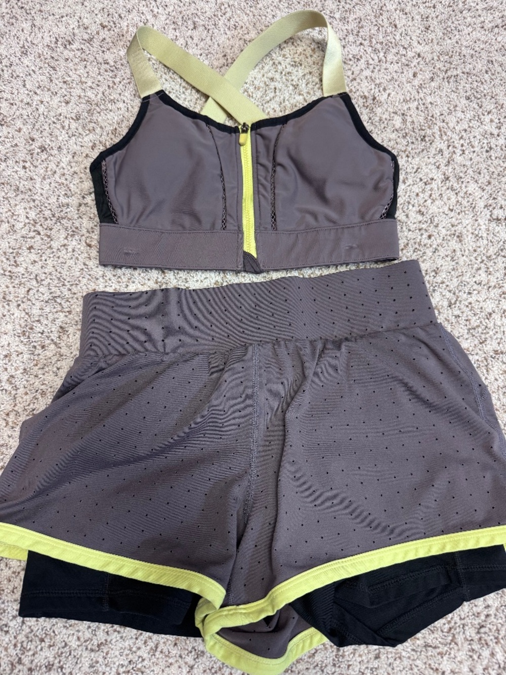 Fabletics workout set